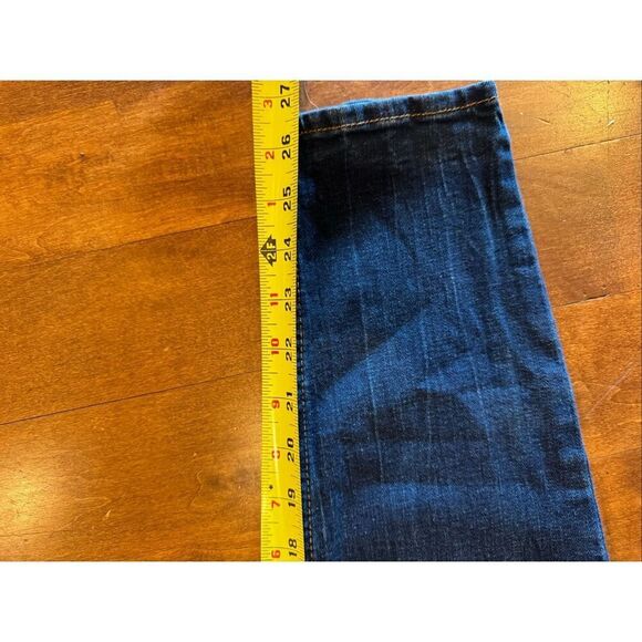 Woman’s Old Navy, rockstar, skinny jeans, size 10 - Picture 4 of 4